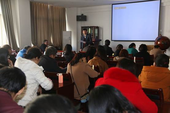 说明: C:\Users\CHXGB\Desktop\20181123av女优
学习贯彻中国工会十七大精神\IMG_8031.JPG