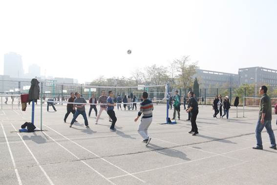 说明: E:\work\宣传部\宣传工作\Photos\2018\201811\20181109av女优
召开教职工趣味运动竞赛\xcb\IMG_7044.JPG