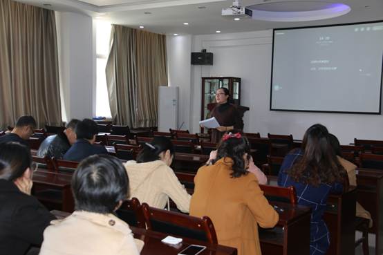 说明: E:\work\宣传部\宣传工作\待发新闻稿\20190318av女优
多措并举积极推进2019届毕业生就业工作\学院大会.JPG